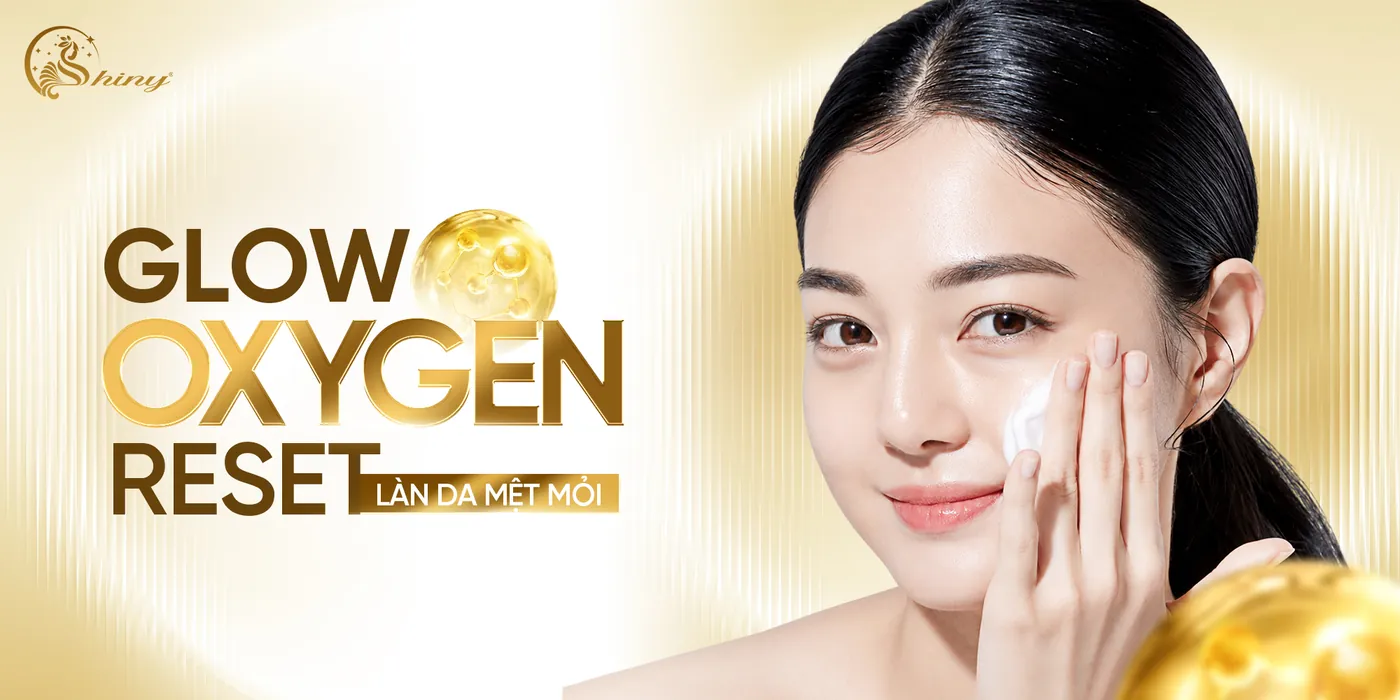 Thiết kế giới thiệu Glow Oxygen của Shiny với người mẫu thoa kem dưỡng